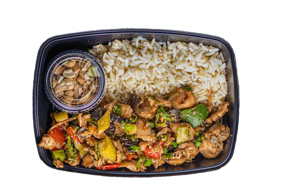 Cashew-Chicken-Thigh-skillet-min.png