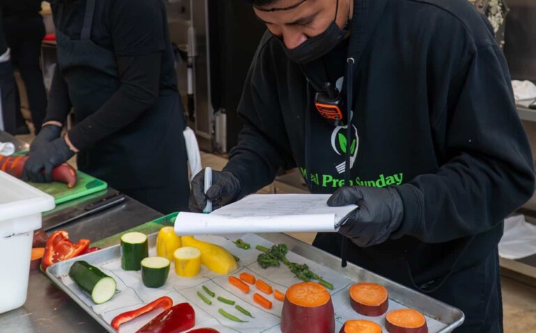 Portion-controlled meal preps by chefs.