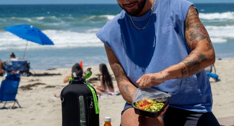 Weight loss program that is consistent with Meal Prep Sunday.