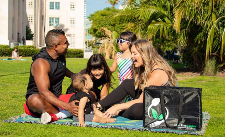 Families that have trouble finding a more convenient meal prep to support fitness goals.