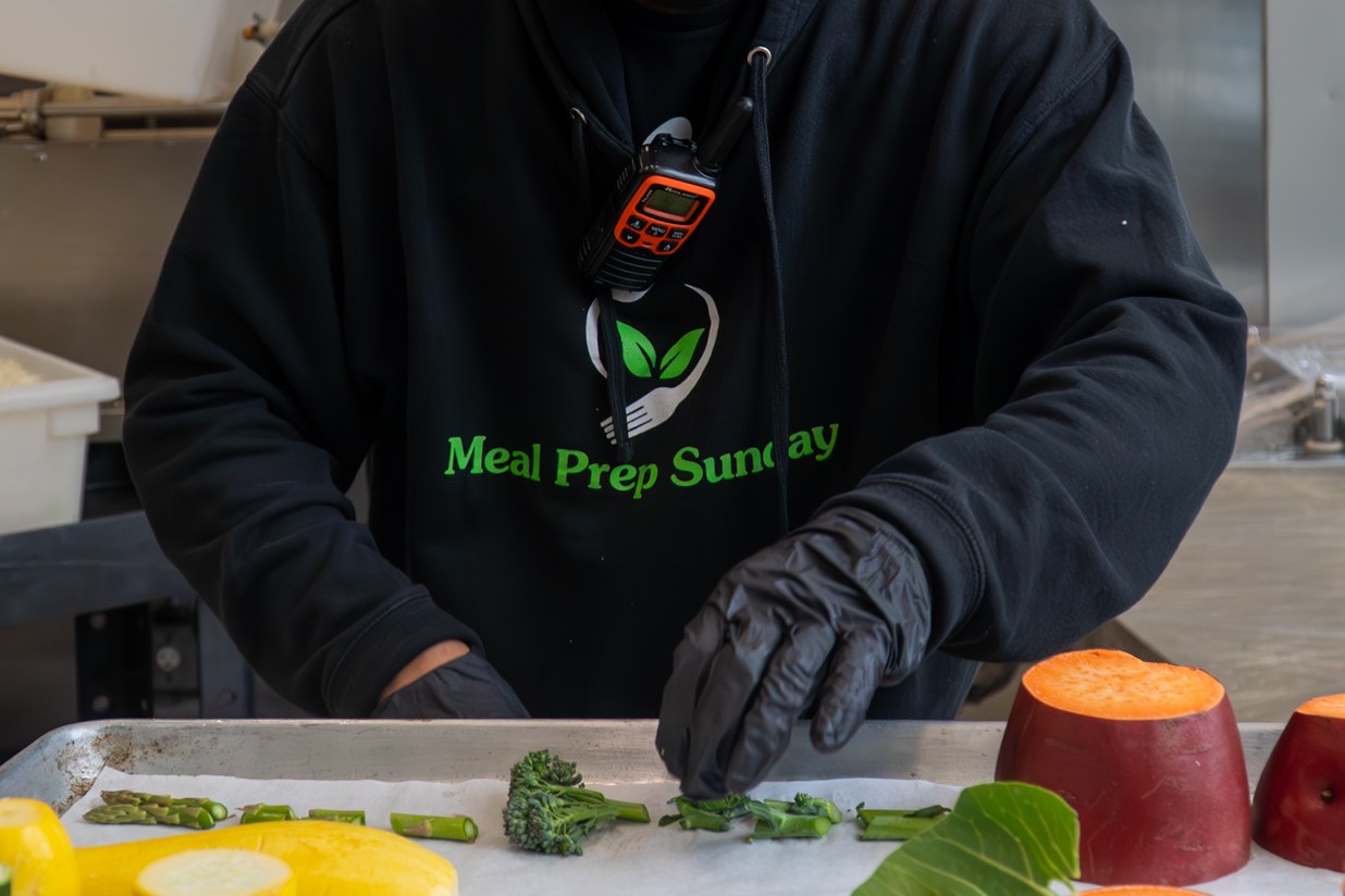 Food subscription box that come with precise calculating of macros and portions.