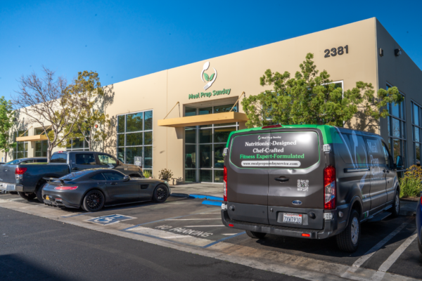 Meal Prep Sunday building and delivery van serving San Diego and Southern California with meals ready to eat